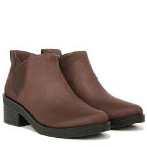 BZees For Lifestride Womens Ontario Chelsea Boots